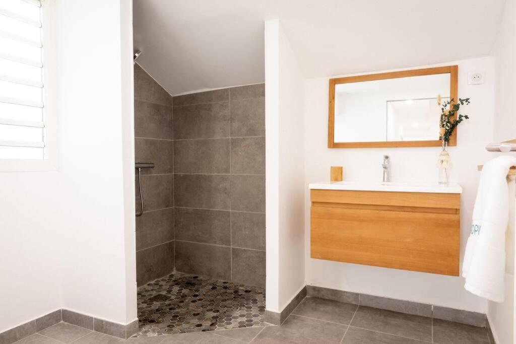 Ti Chill, Appartement 3 Pieces Neuf Front De Mer Les Anses-d'Arlet Extérieur photo